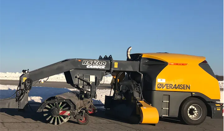 RS 100 “Canuck”